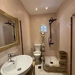Akrotiri Konukevi 4*