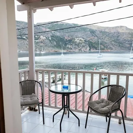 Guest house Akrotiri Porto Kagio