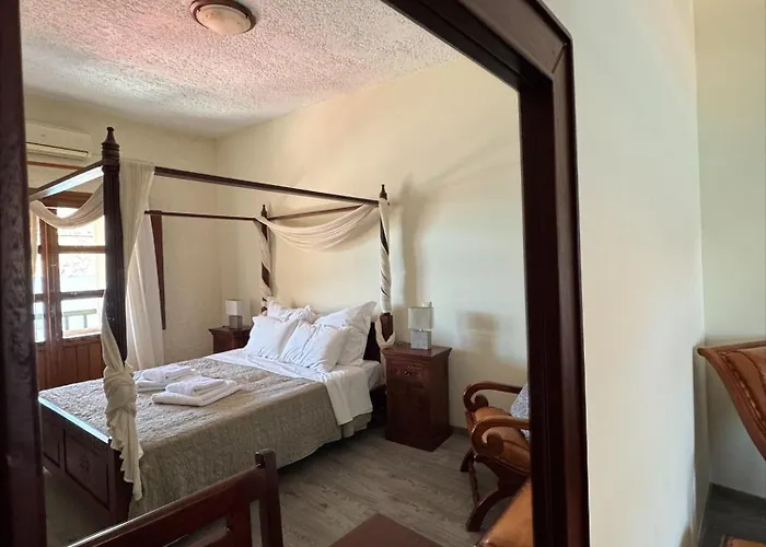 Konukevi Akrotiri Pórto Káyio